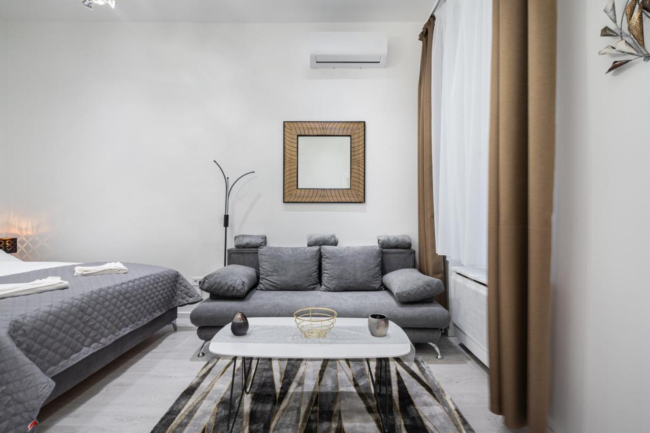 Stellar Dwell Apartment บูดาเปสต์ ภายนอก รูปภาพ